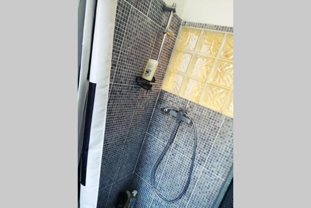 Ferienwohnung Un Nid D Amour Au Coeur De Cannes Exterior foto